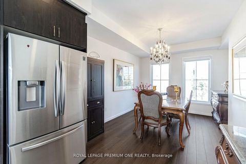 Photo 16 at 2 Seacoasts Circle, Maple, Vaughan