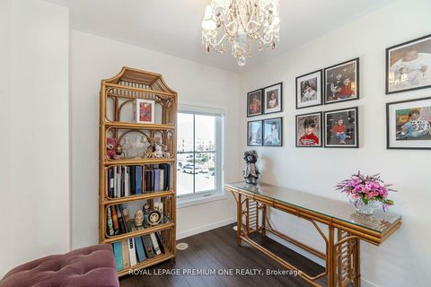 Photo 33 at 2 Seacoasts Circle, Maple, Vaughan