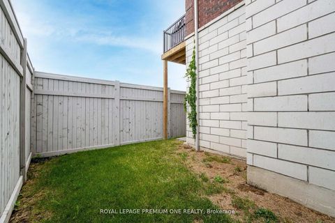 Photo 47 at 2 Seacoasts Circle, Maple, Vaughan