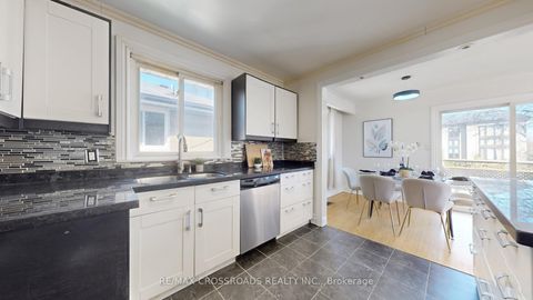 Photo 4 at 234 Sussex Avenue, Harding, Richmond Hill