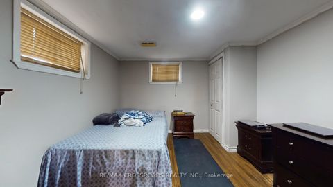 Photo 14 at 234 Sussex Avenue, Harding, Richmond Hill