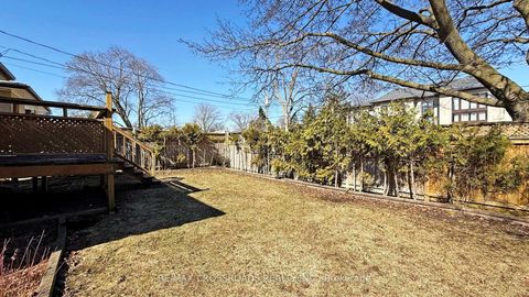 Photo 18 at 234 Sussex Avenue, Harding, Richmond Hill