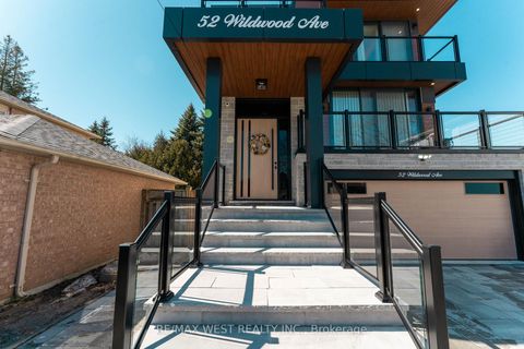 Photo 1 at 52 Wildwood Avenue, Oak Ridges Lake Wilcox, Richmond Hill