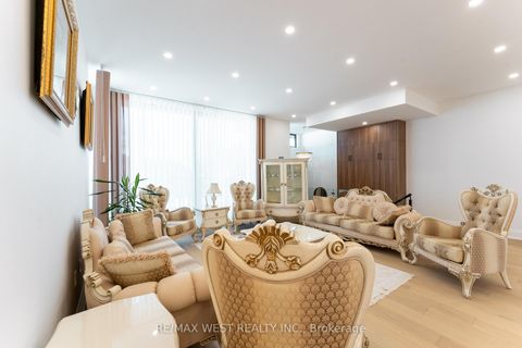 Photo 6 at 52 Wildwood Avenue, Oak Ridges Lake Wilcox, Richmond Hill