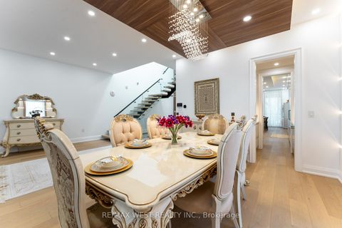 Photo 7 at 52 Wildwood Avenue, Oak Ridges Lake Wilcox, Richmond Hill