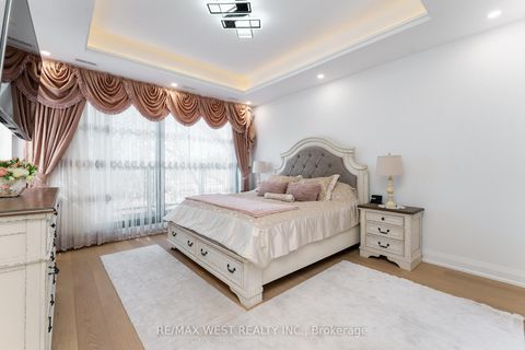 Photo 18 at 52 Wildwood Avenue, Oak Ridges Lake Wilcox, Richmond Hill