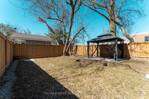 Photo 47 at 52 Wildwood Avenue, Oak Ridges Lake Wilcox, Richmond Hill