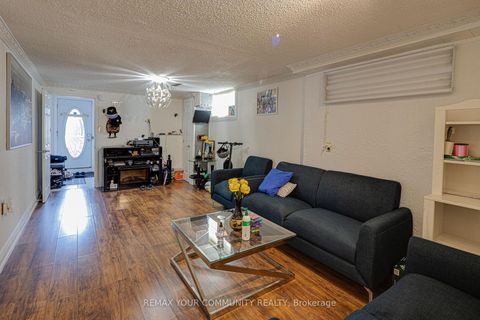 Photo 4 at 270 Grandravine Drive, Jane Heights, Toronto