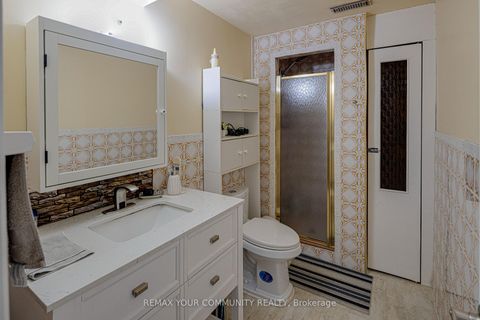 Photo 5 at 270 Grandravine Drive, Jane Heights, Toronto