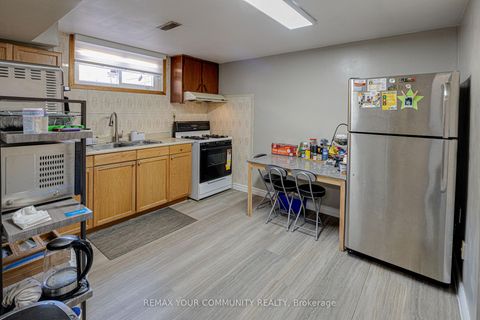 Photo 8 at 270 Grandravine Drive, Jane Heights, Toronto