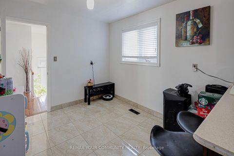 Photo 13 at 270 Grandravine Drive, Jane Heights, Toronto
