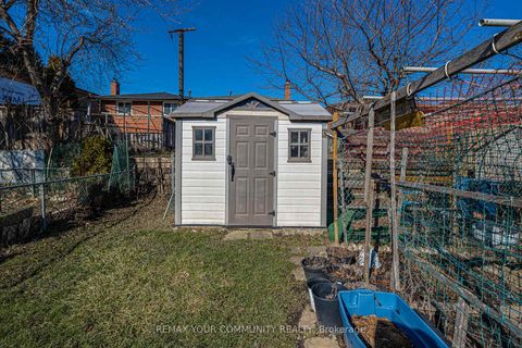 Photo 32 at 270 Grandravine Drive, Jane Heights, Toronto