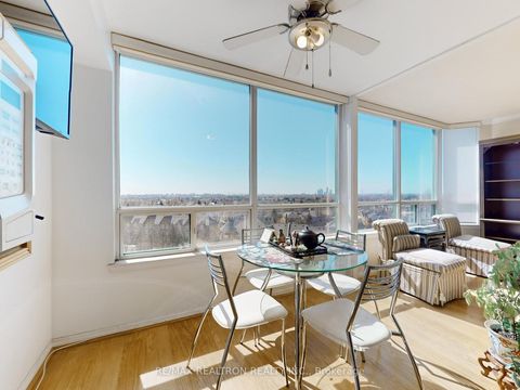 Photo 16 at 808 - 110 Promenade Circle, Brownridge, Vaughan