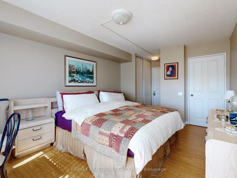 Photo 19 at 808 - 110 Promenade Circle, Brownridge, Vaughan