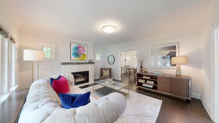 Photo 8 at 65 Burnhamthorpe Crescent, City Centre West, Toronto