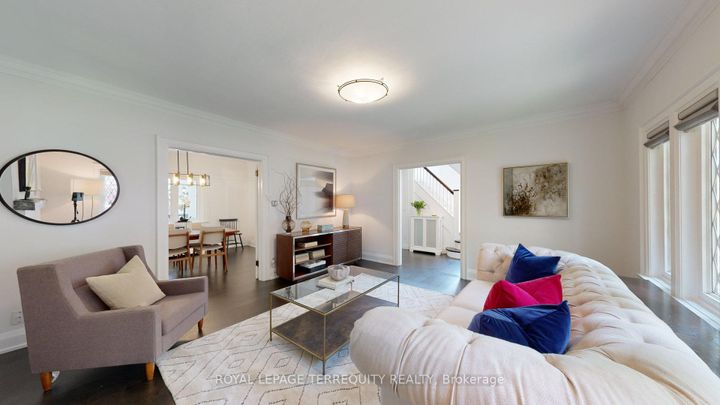 Photo 10 at 65 Burnhamthorpe Crescent, City Centre West, Toronto