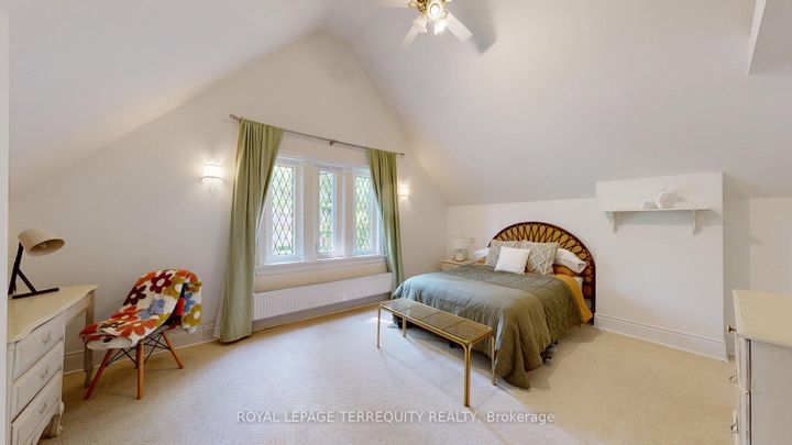 Photo 25 at 65 Burnhamthorpe Crescent, City Centre West, Toronto