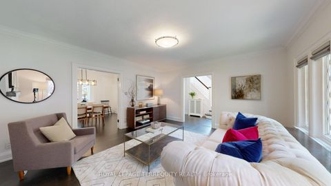 Photo 10 at 65 Burnhamthorpe Crescent, City Centre West, Toronto