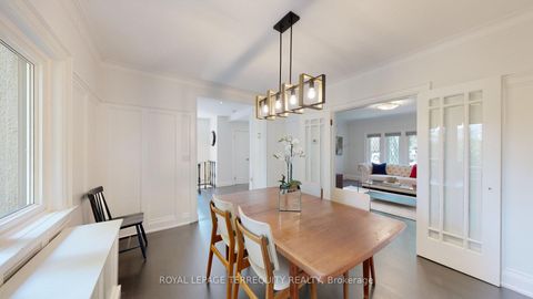 Photo 12 at 65 Burnhamthorpe Crescent, City Centre West, Toronto