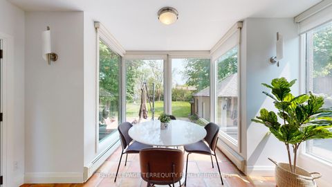 Photo 19 at 65 Burnhamthorpe Crescent, City Centre West, Toronto