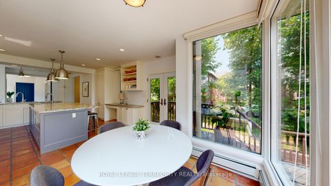 Photo 21 at 65 Burnhamthorpe Crescent, City Centre West, Toronto