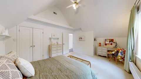 Photo 26 at 65 Burnhamthorpe Crescent, City Centre West, Toronto