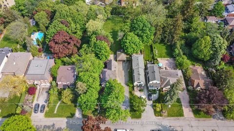 Photo 42 at 65 Burnhamthorpe Crescent, City Centre West, Toronto