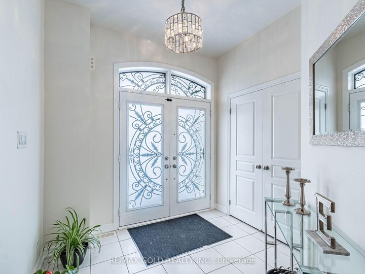 Photo 3 at 520 Veterans Drive, Northwest Brampton, Brampton