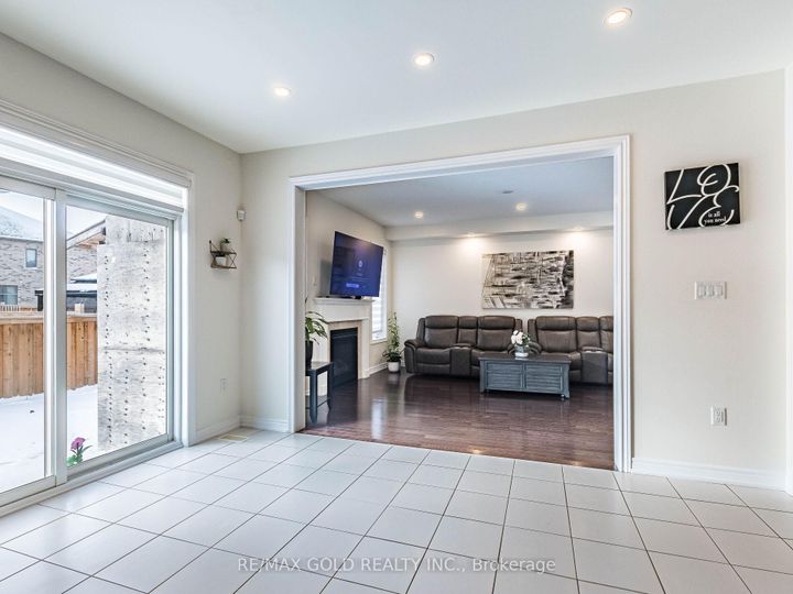 Photo 19 at 520 Veterans Drive, Northwest Brampton, Brampton