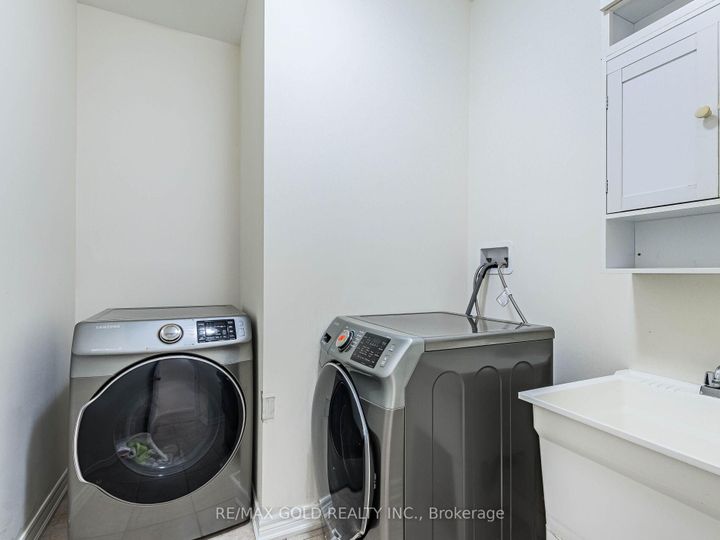 Photo 31 at 520 Veterans Drive, Northwest Brampton, Brampton