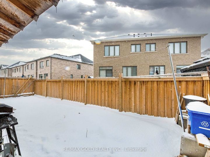 Photo 42 at 520 Veterans Drive, Northwest Brampton, Brampton