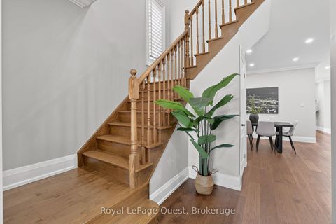 Photo 3 at 153 Woodbury Crescent, Summerhill Estates, Newmarket