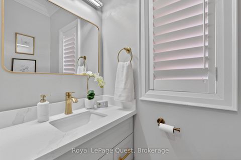 Photo 12 at 153 Woodbury Crescent, Summerhill Estates, Newmarket