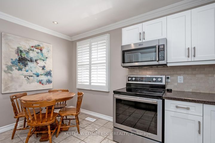 Photo 9 at 220 Townsend Avenue, LaSalle, Burlington