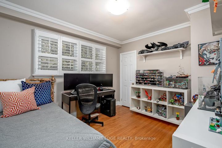 Photo 10 at 220 Townsend Avenue, LaSalle, Burlington