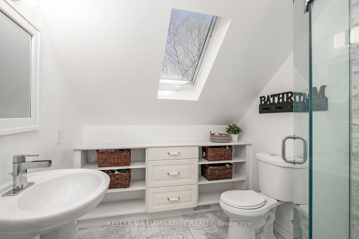 Photo 21 at 220 Townsend Avenue, LaSalle, Burlington