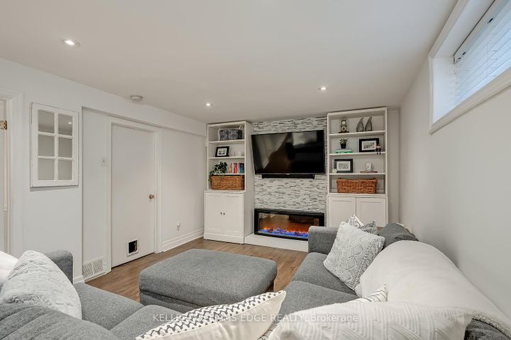 Photo 25 at 220 Townsend Avenue, LaSalle, Burlington