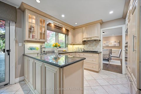 Photo 6 at 3 Old English Lane, Bayview Glen, Markham