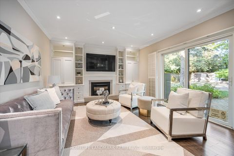 Photo 8 at 3 Old English Lane, Bayview Glen, Markham