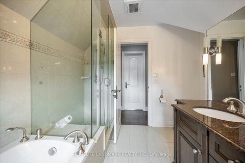 Photo 17 at 3 Old English Lane, Bayview Glen, Markham