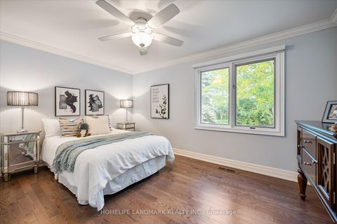 Photo 21 at 3 Old English Lane, Bayview Glen, Markham