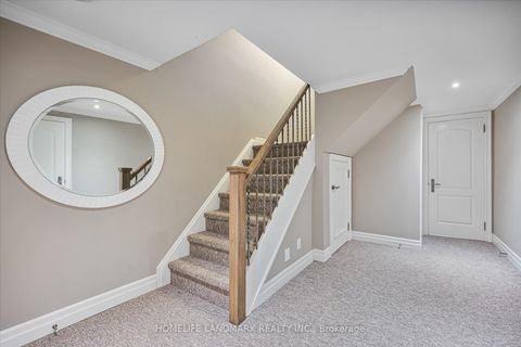 Photo 25 at 3 Old English Lane, Bayview Glen, Markham