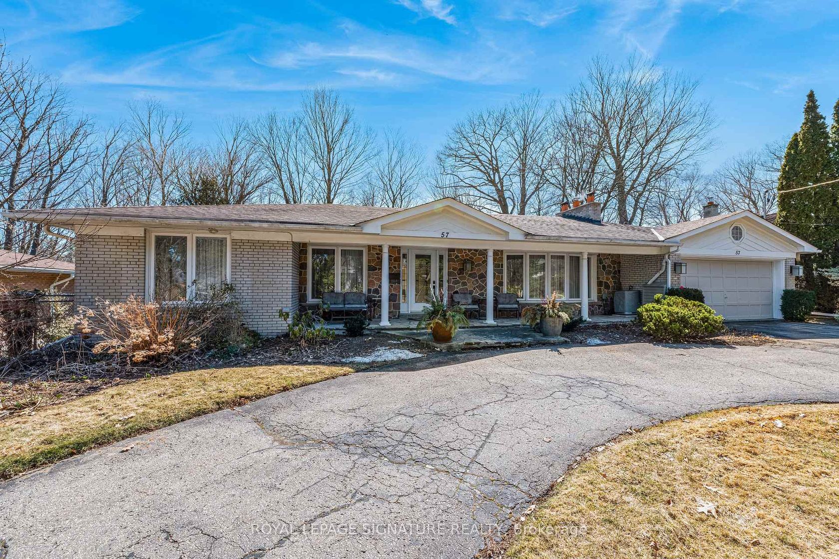 57 Forest Grove Drive, Bayview Village, Toronto by Loree Meneguzzi Real Estate 57 Forest Grove Drive, Bayview Village, Toronto