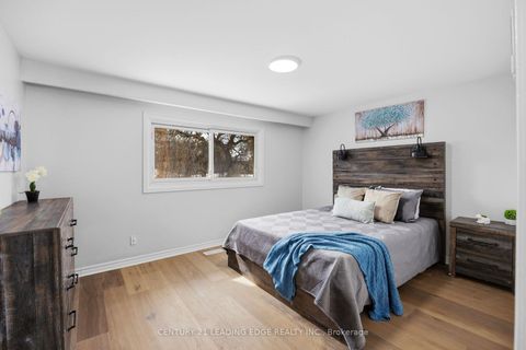 Photo 14 at 532 Park Road N, McLaughlin, Oshawa