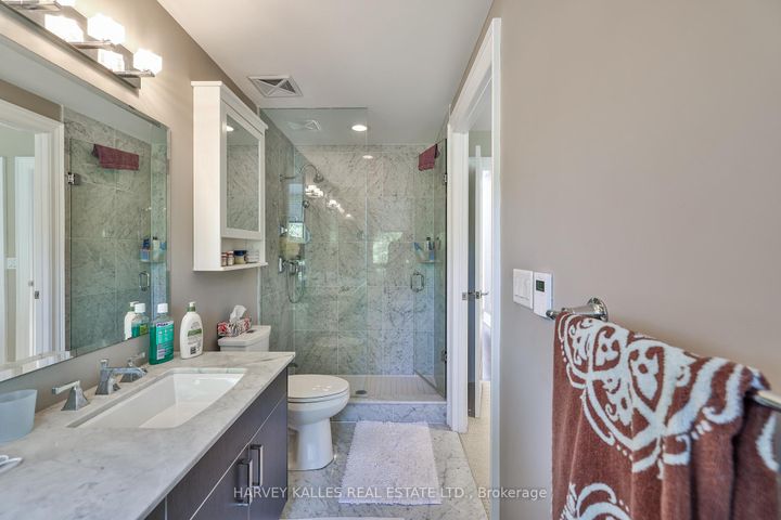 Photo 29 at 417 St Germain Avenue, Nortown, Toronto