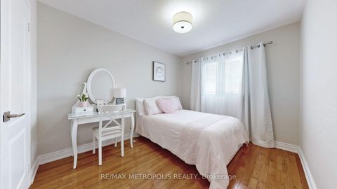 Photo 25 at 220 Deepsprings Crescent, Vellore Village, Vaughan