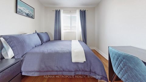 Photo 29 at 220 Deepsprings Crescent, Vellore Village, Vaughan