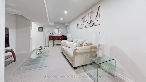 Photo 35 at 220 Deepsprings Crescent, Vellore Village, Vaughan