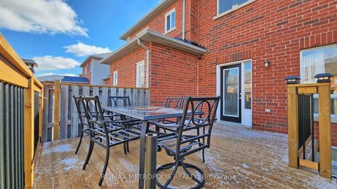 Photo 43 at 220 Deepsprings Crescent, Vellore Village, Vaughan