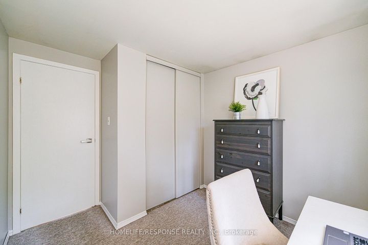 Photo 23 at 33 Groveland Crescent, Northgate, Brampton